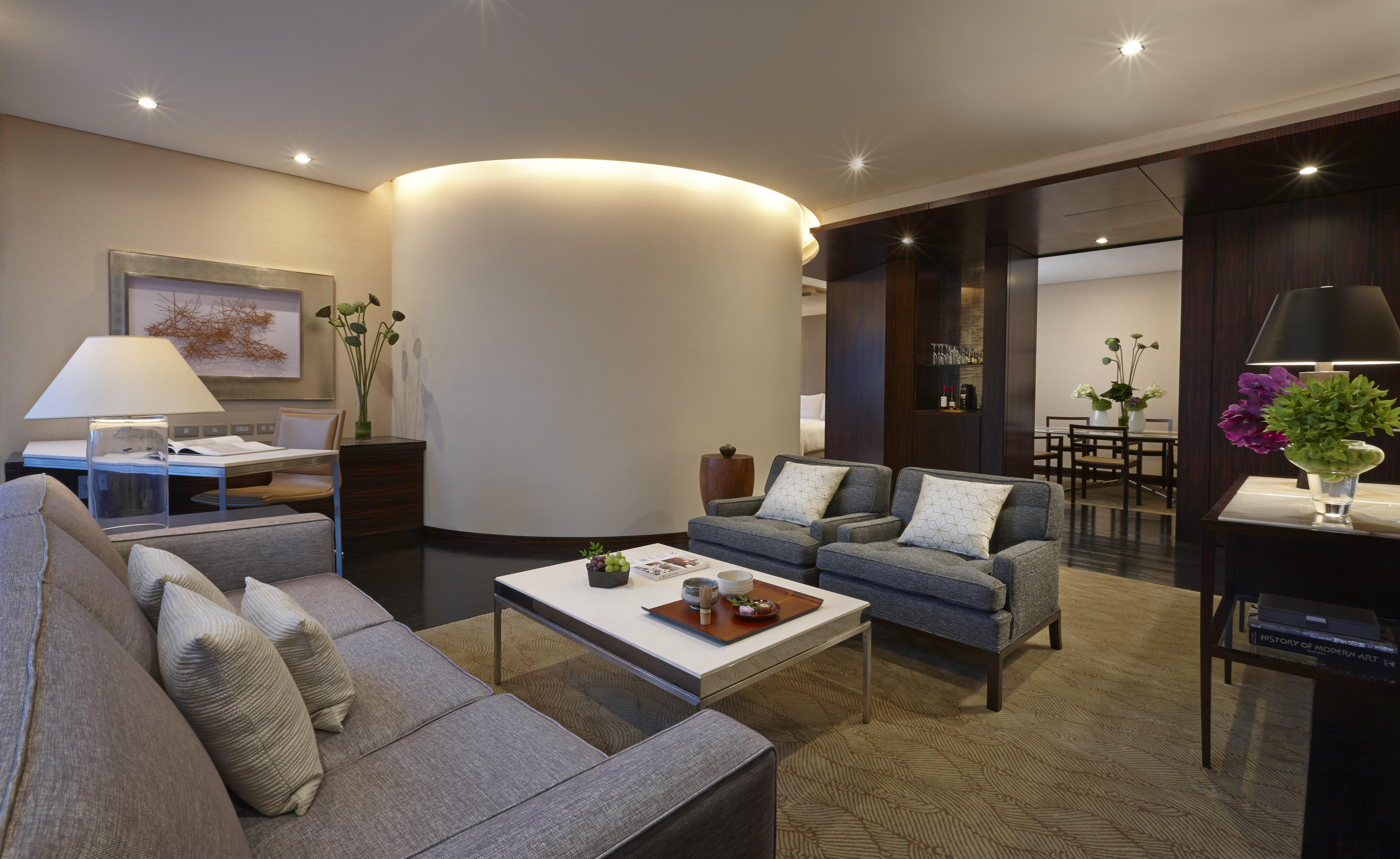 Hotell Four Seasons At Marunouchi 5*